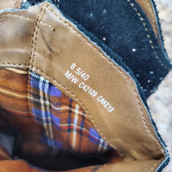 boc Black Suede embellished Sparkle  BOC BOOTS 8.5 Vegan GUC - Picture 3 of 8